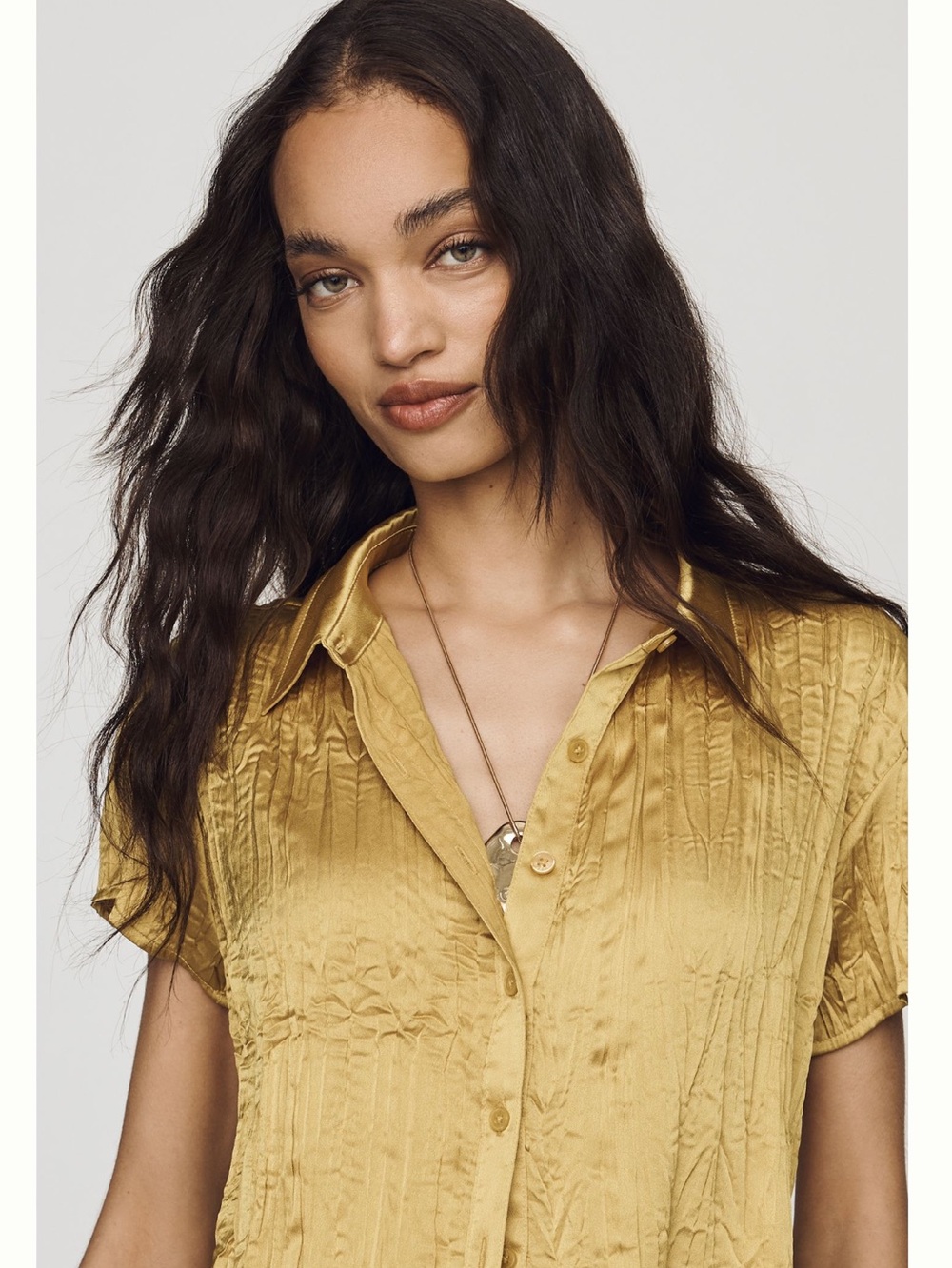 Anthropologie Silken Slim Buttondown Shirt